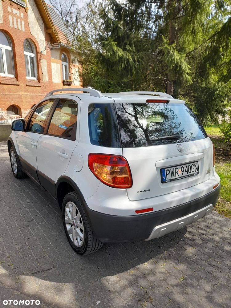 Fiat Sedici 1.6 16V 4x4 Dynamic - 7