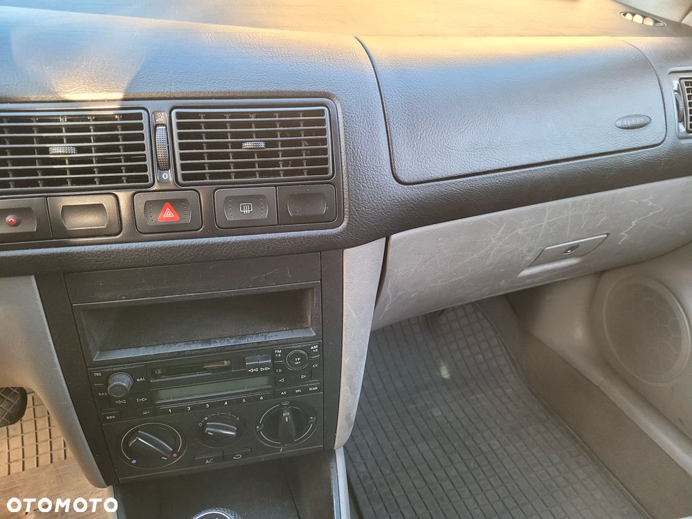 Volkswagen Golf 1.4 Q - 13