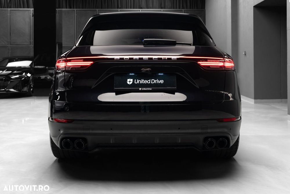 Porsche Cayenne E-Hybrid Tiptronic S - 39