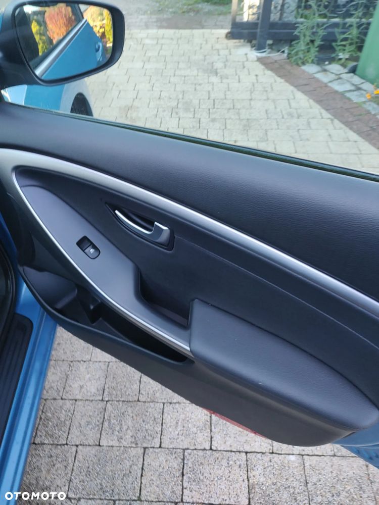 Hyundai i30 12-15 - 11