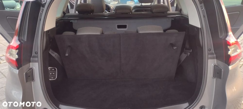Renault Scenic - 19