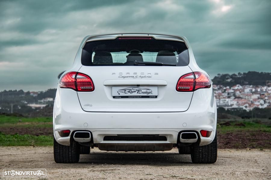 Porsche Cayenne S Hybrid - 6