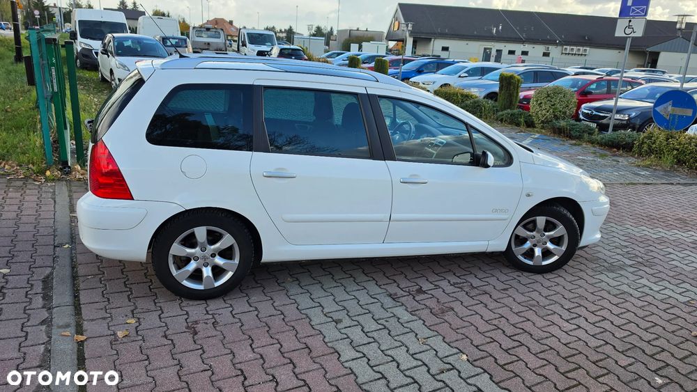 Peugeot 307 HDi Break 110 OXYGO - 16