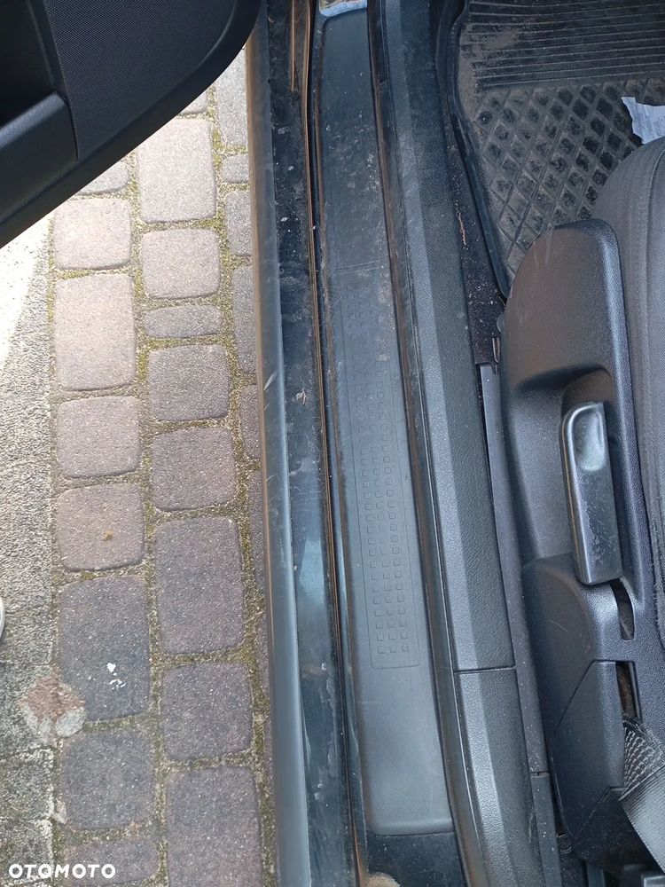 Audi A4 Avant - 6