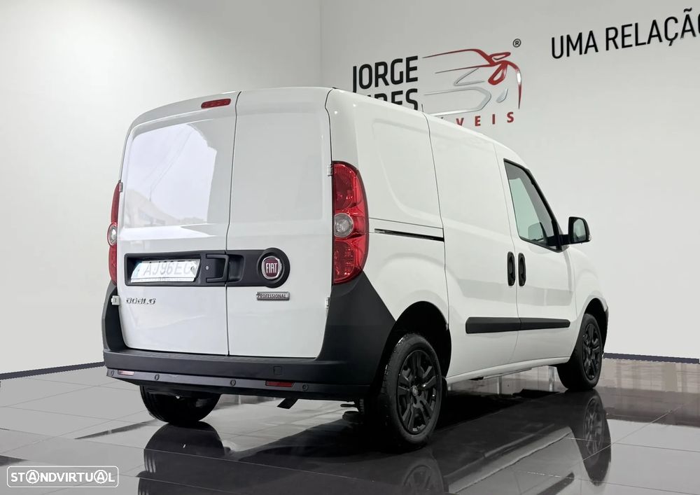 Fiat DOBLO CARGO 1.3 M-JET 95 CV - 3 LUGARES - IVA DEDUTIVÉL - 15