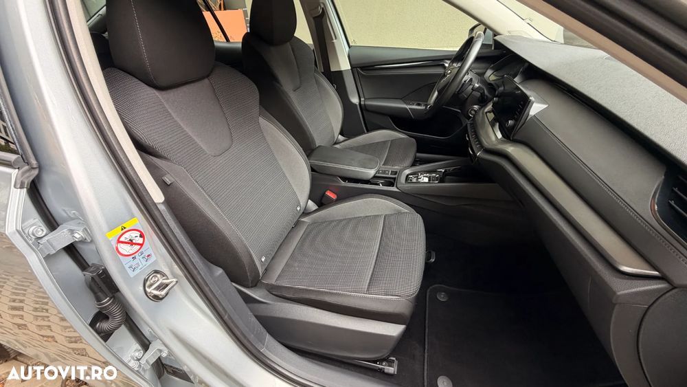 Skoda Octavia 2.0 TDI DSG Ambition - 21