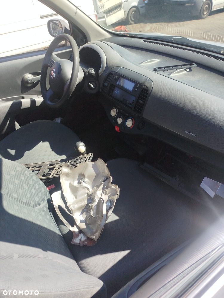 Nissan Micra  na części. - 4