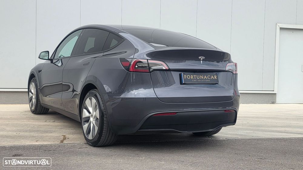 Tesla Model Y Standard - 9