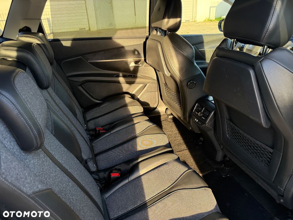 Peugeot 5008 1.5 BlueHDi Allure S&S - 18