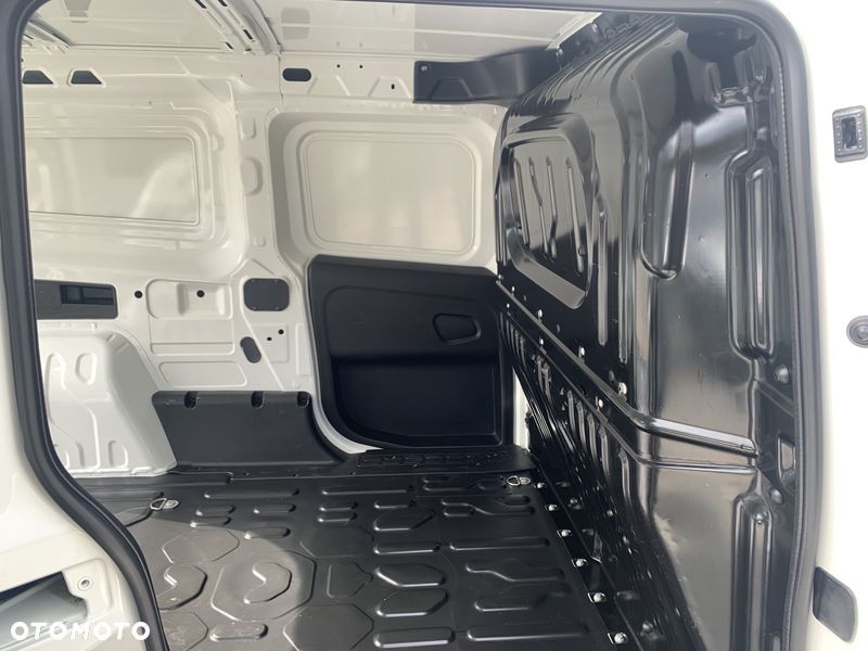 Fiat PROFESSIONAL DOBLO L2 Long VAN MAXI WZMOCNIONY Ładowność 961kg, Homologacja cięż. VAT-1, HAK 1300kg wpinany, BAGAŻNIK, Alarm, Czujniki parkowania, Halogeny, Podgrzewane fotele, Koła 16' MOCNY NAPĘD 1.6 MultiJet, 105KM Emisja spalin Euro-6, Skrzynia biegów 6cio stopniowa! Oryginalna zabudowa paki, - 32