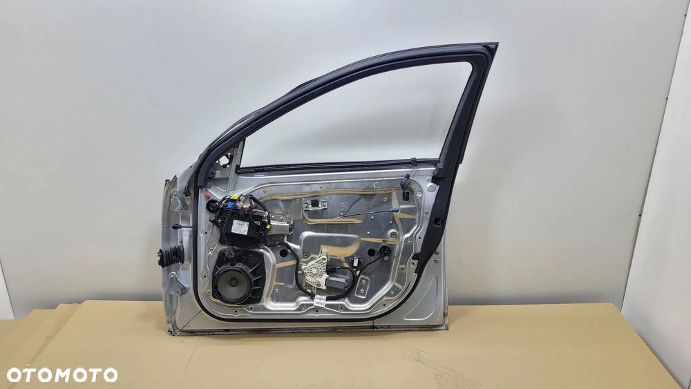 MERCEDES S W221 DRZWI PRZÓD PRZEDNIE PRZÓD PRAWE C775 - 5