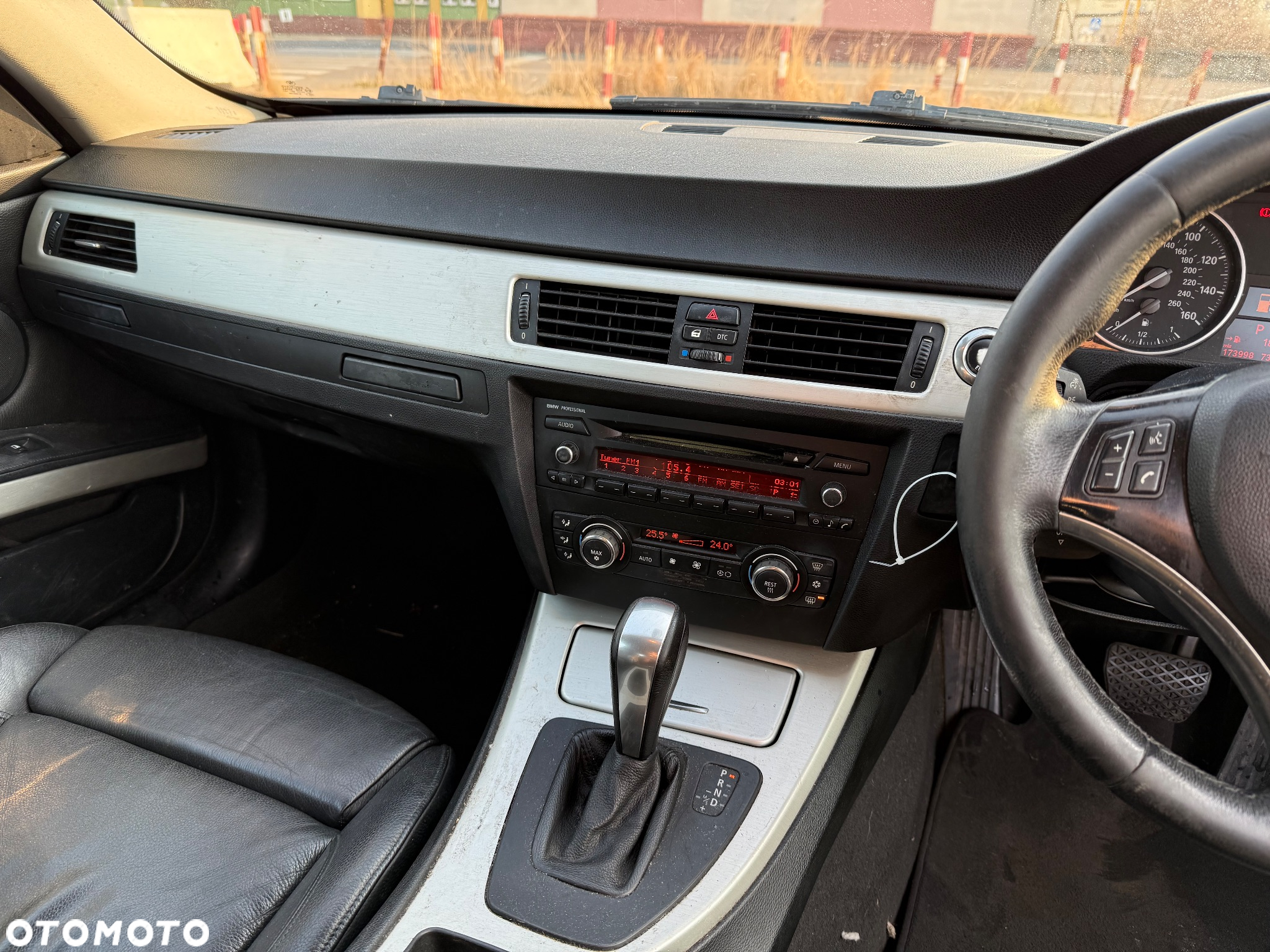 BMW Seria 3 325i Coupe - 11