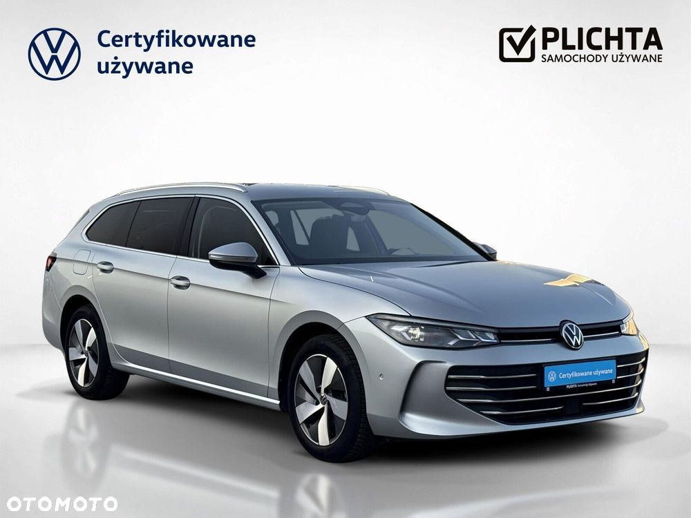 Volkswagen Passat - 4