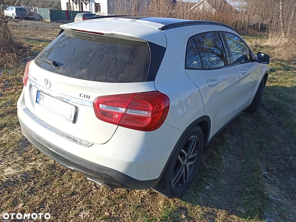 Mercedes-Benz GLA 200 (CDI) d - 3