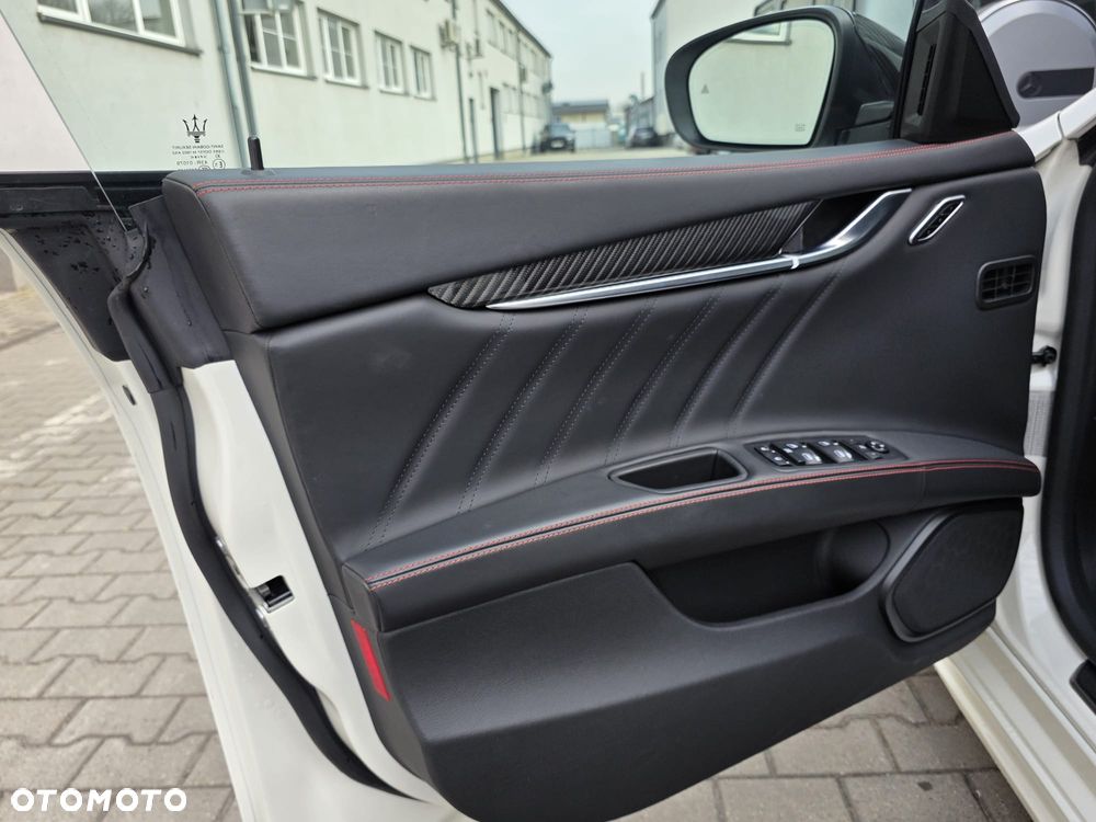 Maserati Ghibli - 26