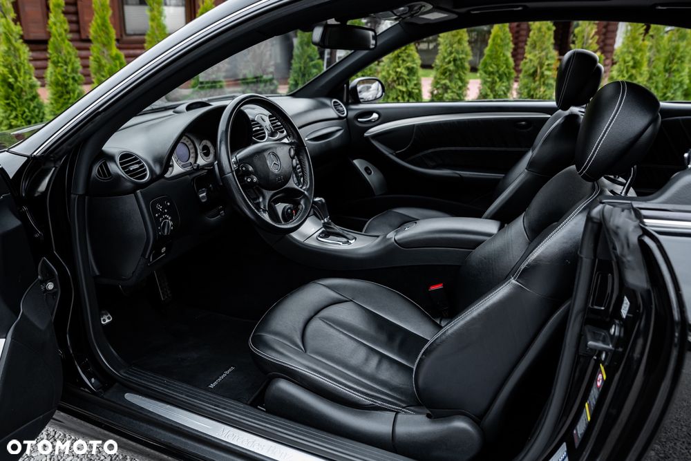 Mercedes-Benz CLK - 18