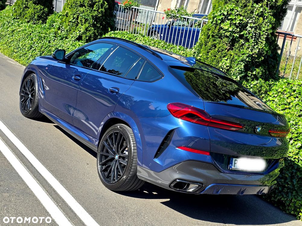 BMW X6 xDrive40d mHEV - 29