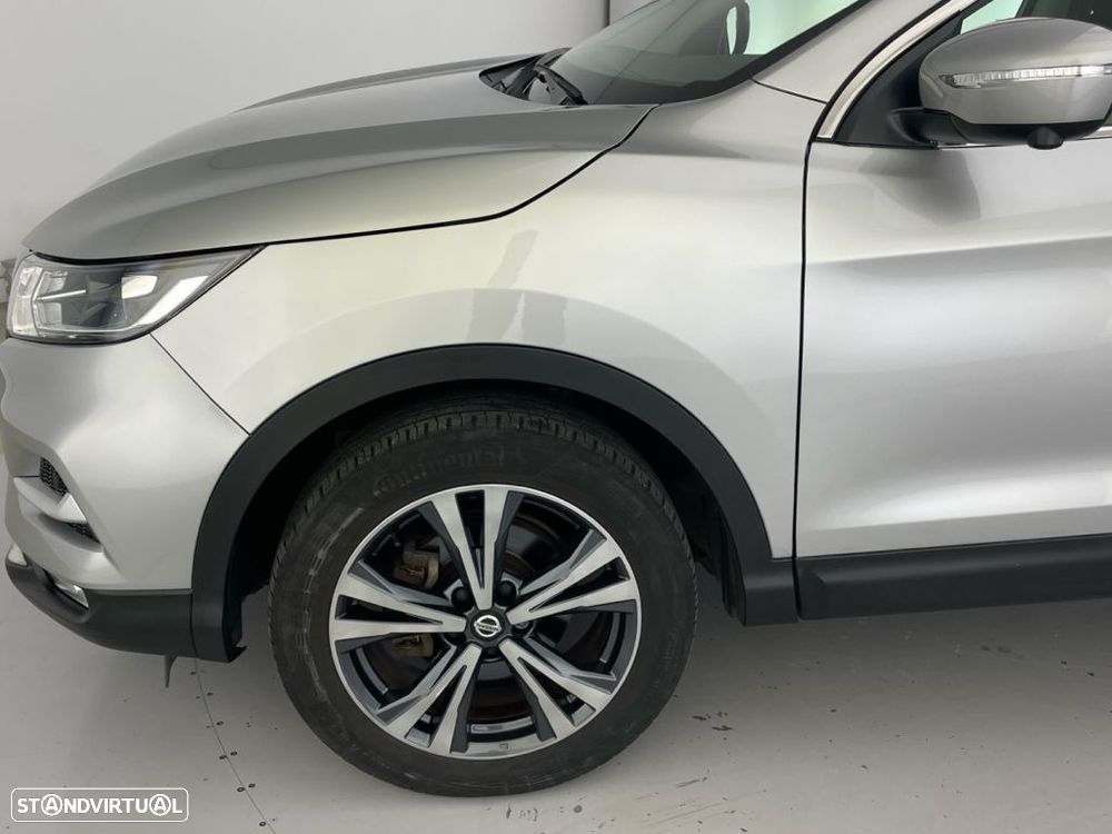 Nissan Qashqai 1.3 DIG-T N-Connecta - 19