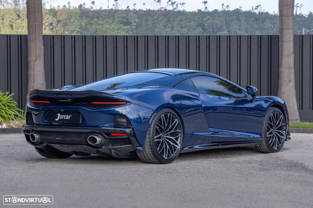 McLaren GT 4.0 Twin-Turbo V8 - 17
