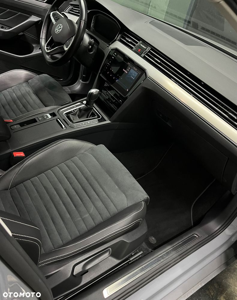 Volkswagen Passat - 16