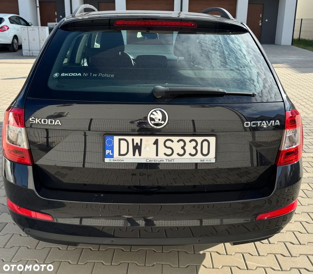 Skoda Octavia 1.6 TDI Ambition - 4
