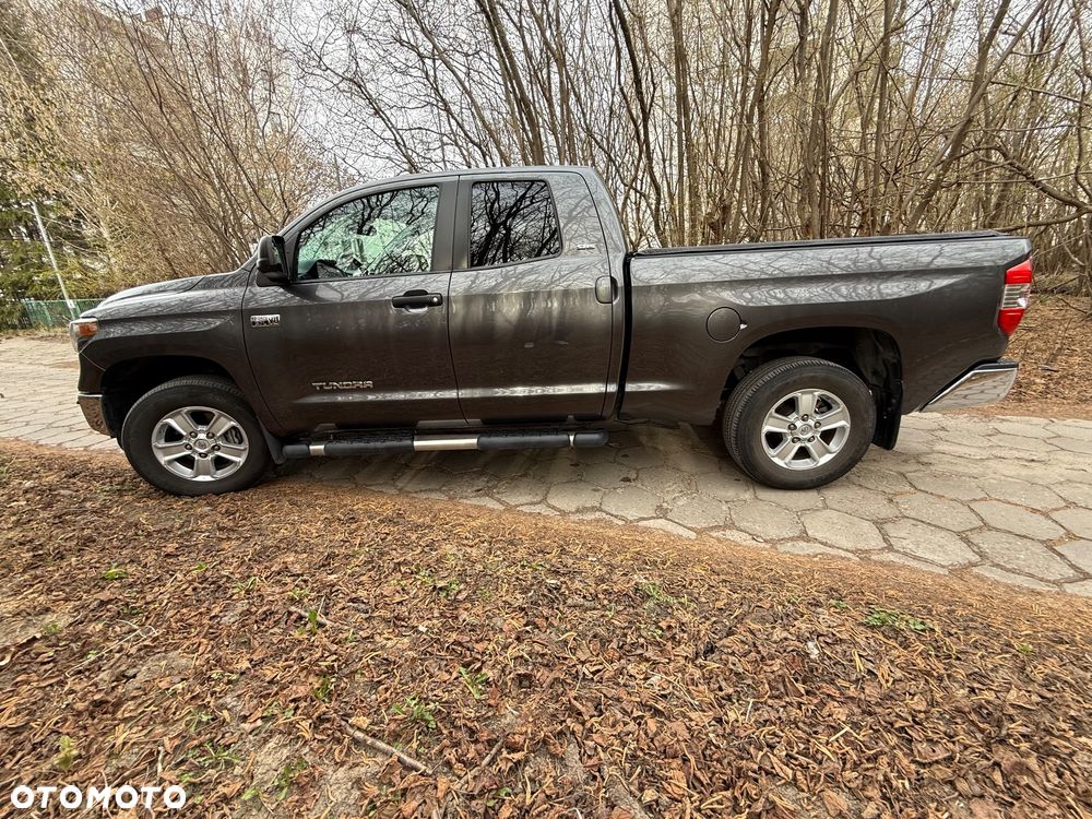 Toyota Tundra - 5