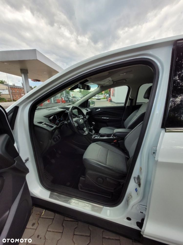 Ford Kuga 2.0 TDCi 4WD Titanium - 12