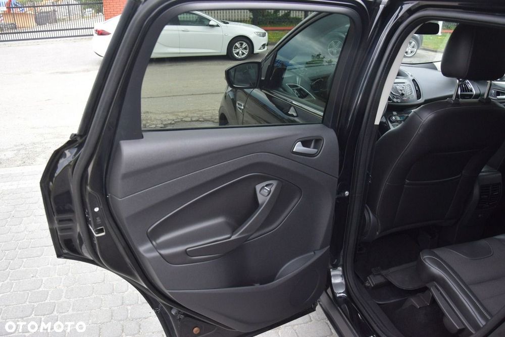 Ford Kuga 2.0 TDCi 4x2 Titanium - 30