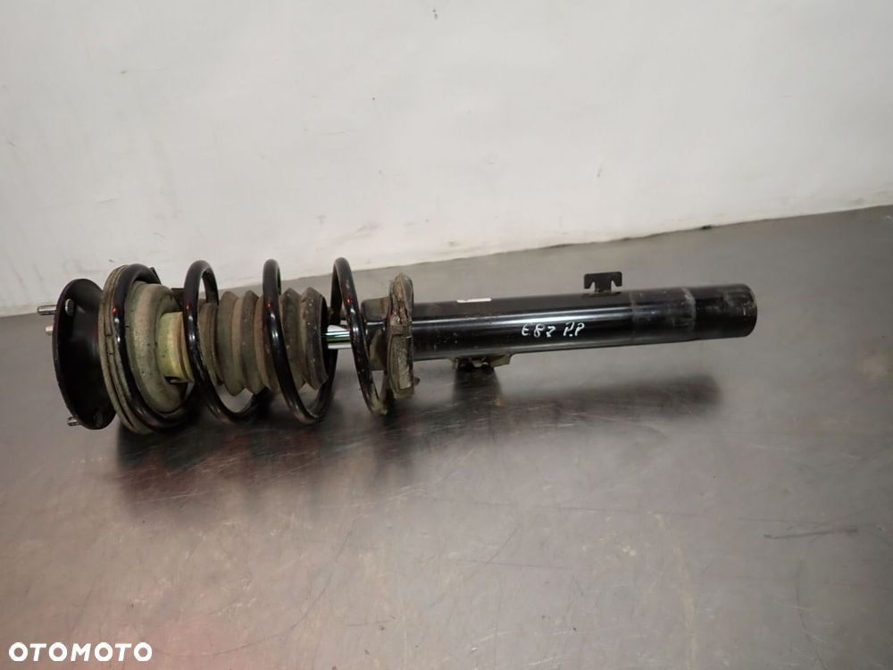 MCPERSON PRAWY PRZEDNI BMW E87 - 1