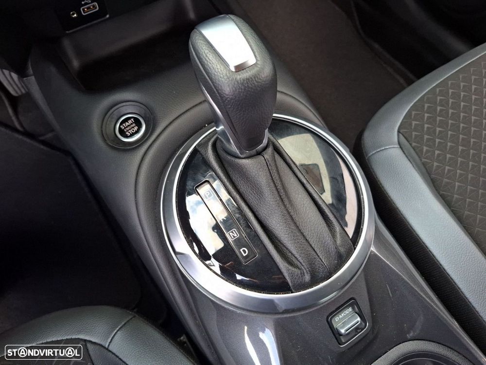 Nissan Juke 1.0 DIG-T N-Connecta NAV. DCT - 18