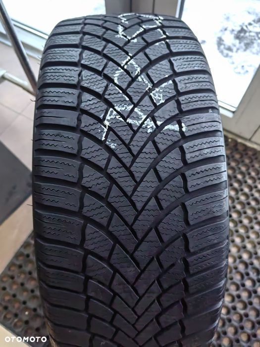 225/45R19 96V Bridgestone Blizzak LM005 para zima PZ52 - 9