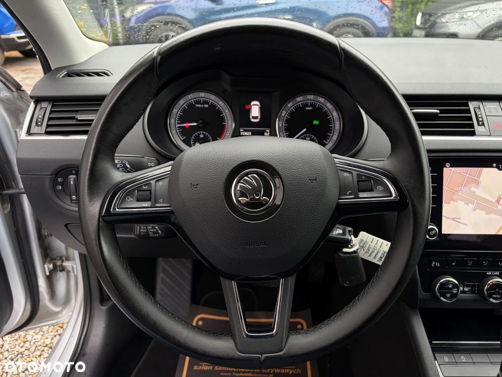 Skoda Octavia 2.0 TDI Elegance DSG - 22