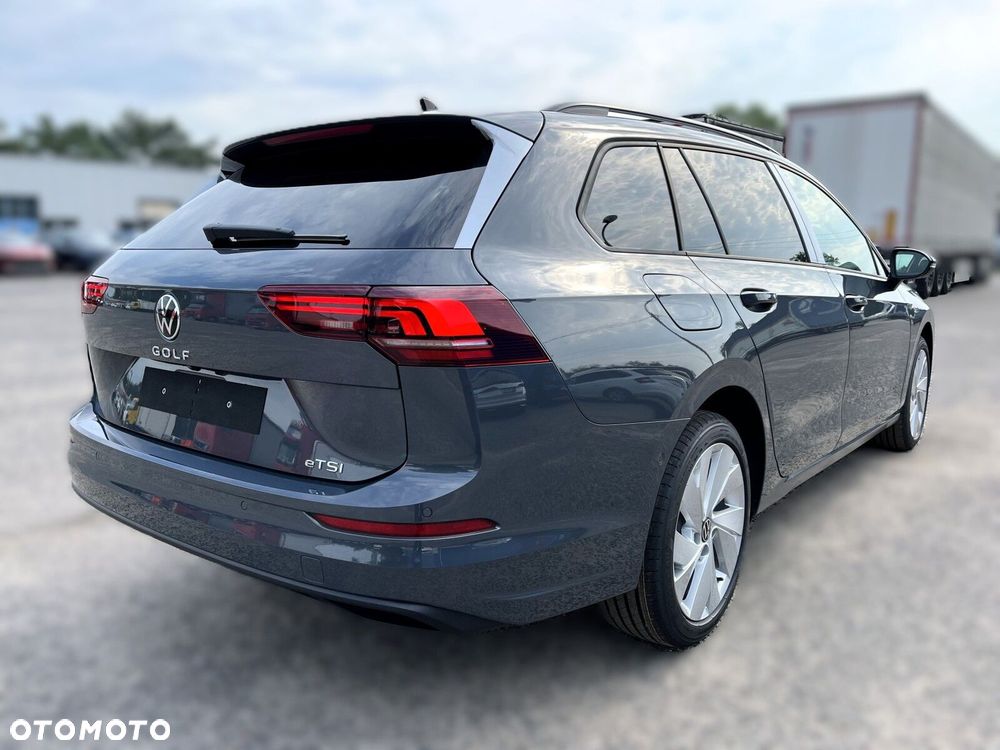 Volkswagen Golf Variant 1.5 eTSI mHEV Life Plus DSG - 31