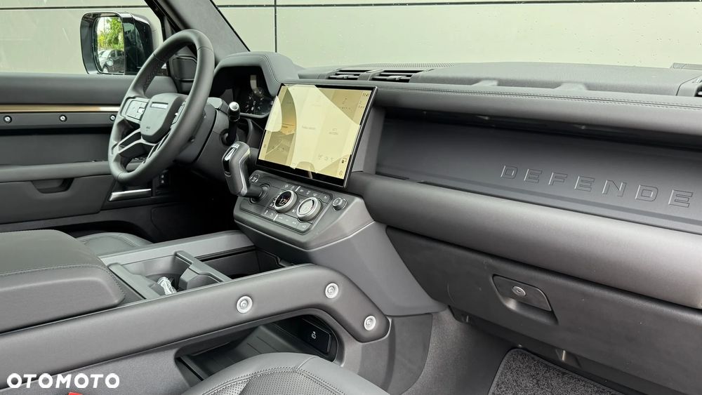 Land Rover Defender 3.0 D350 mHEV X-Dynamic SE - 15