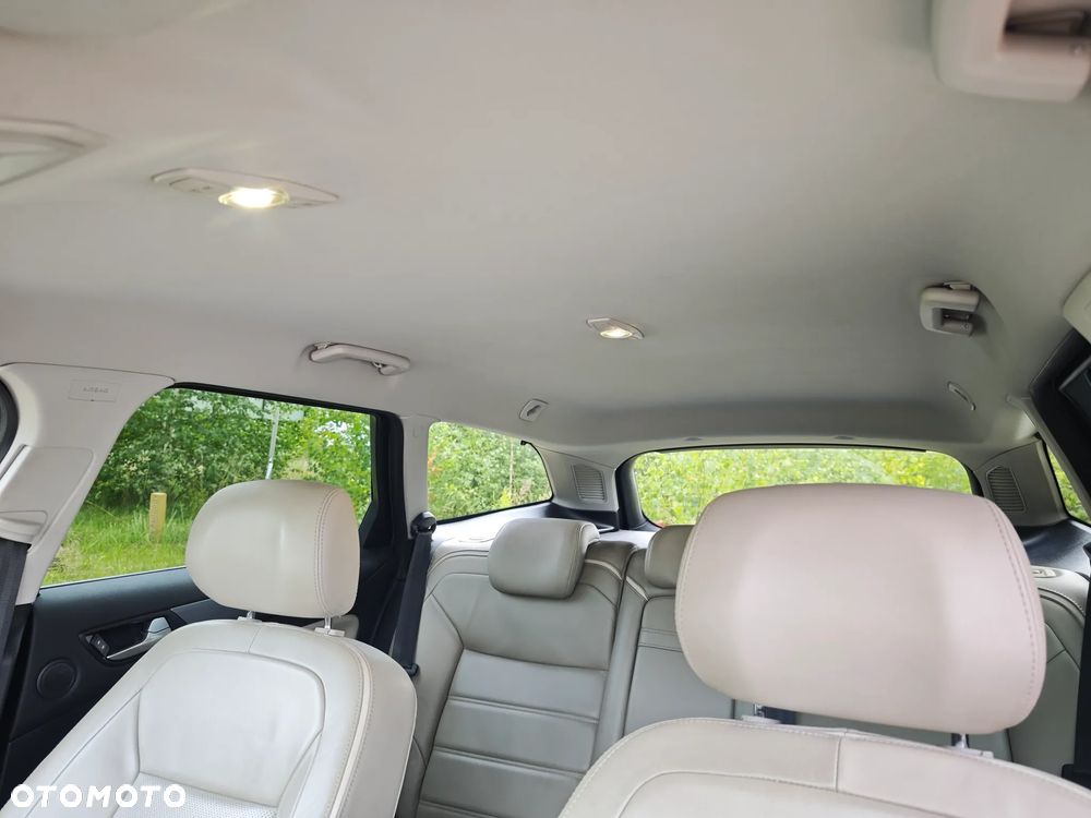 Ford Mondeo 2.2 TDCi Titanium - 16