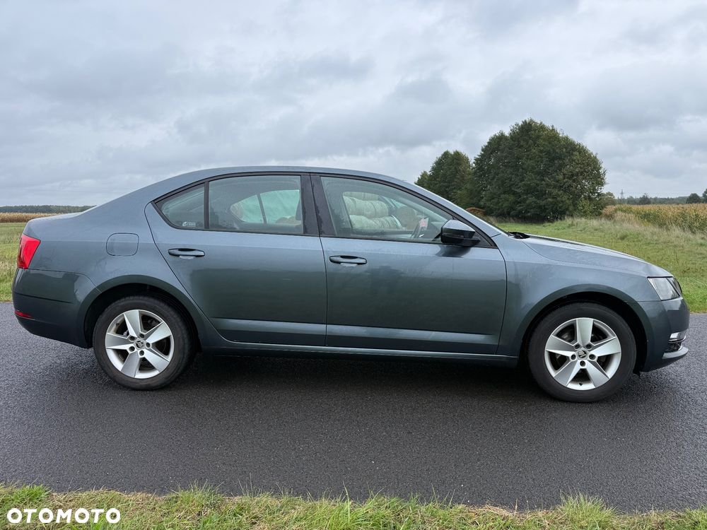 Skoda Octavia - 4
