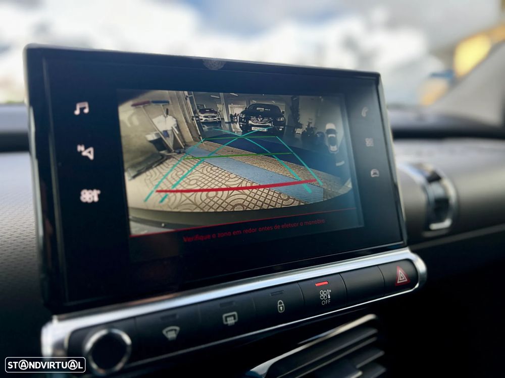 Citroën C4 Cactus 1.2 PureTech Shine EAT6 - 23