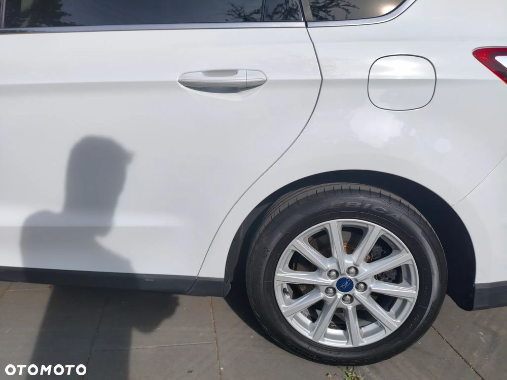 Ford S-Max - 18