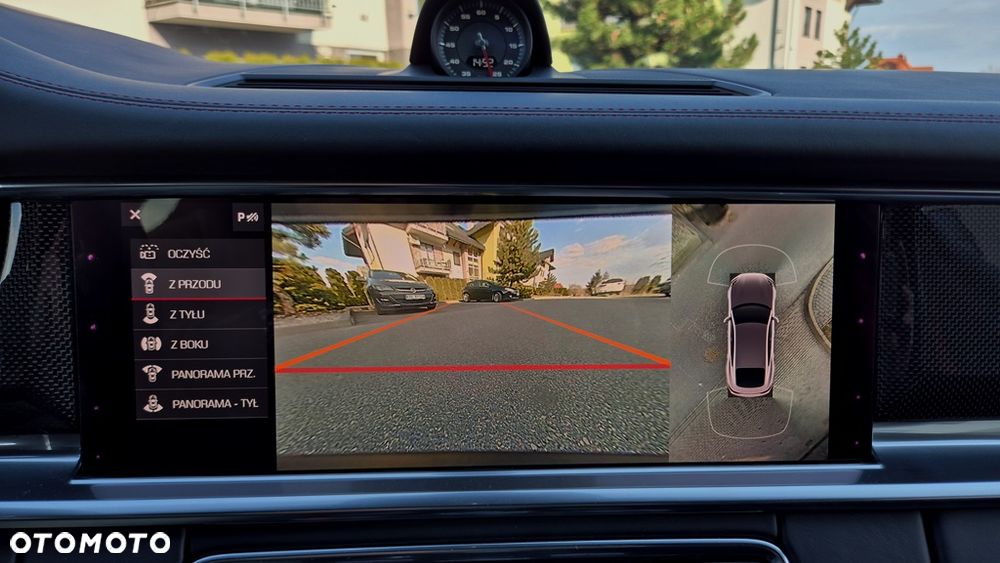 Porsche Panamera - 16