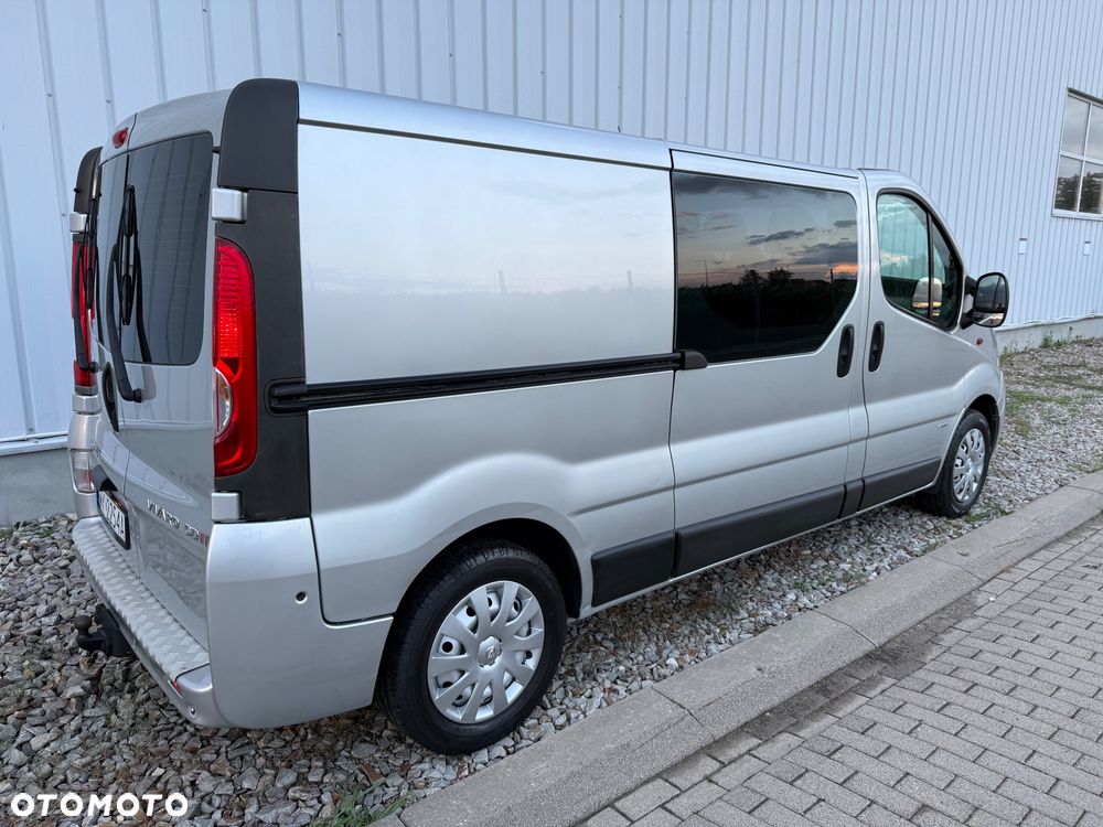 Opel Vivaro - 12