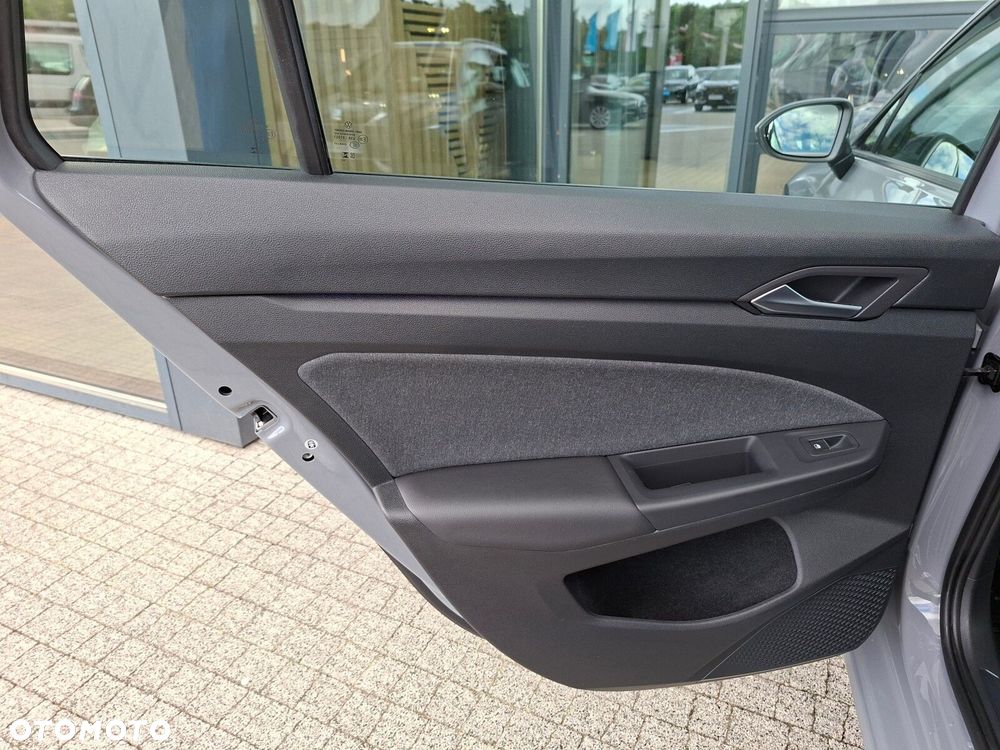 Volkswagen Golf - 13