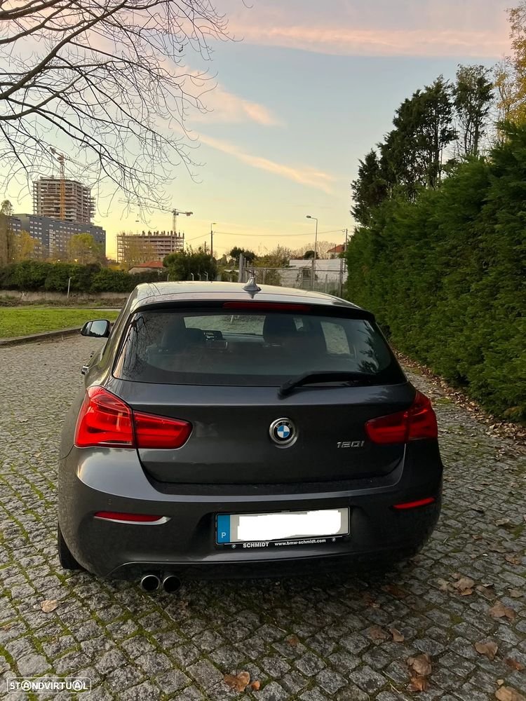 BMW 120 i Aut. Advantage - 2