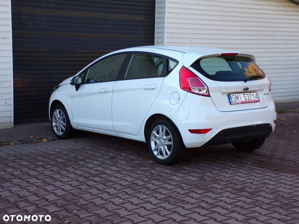 Ford Fiesta - 10