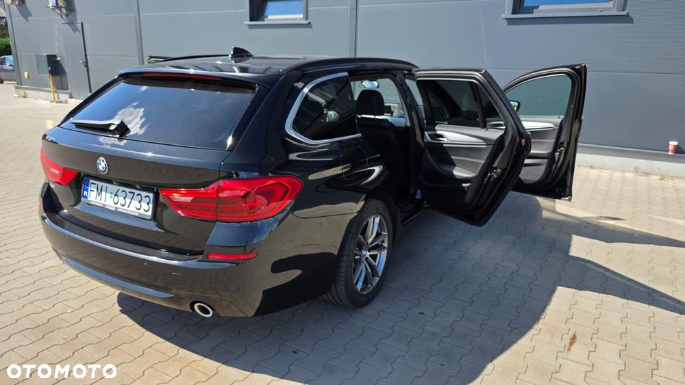 BMW Seria 5 518d Advantage sport - 34