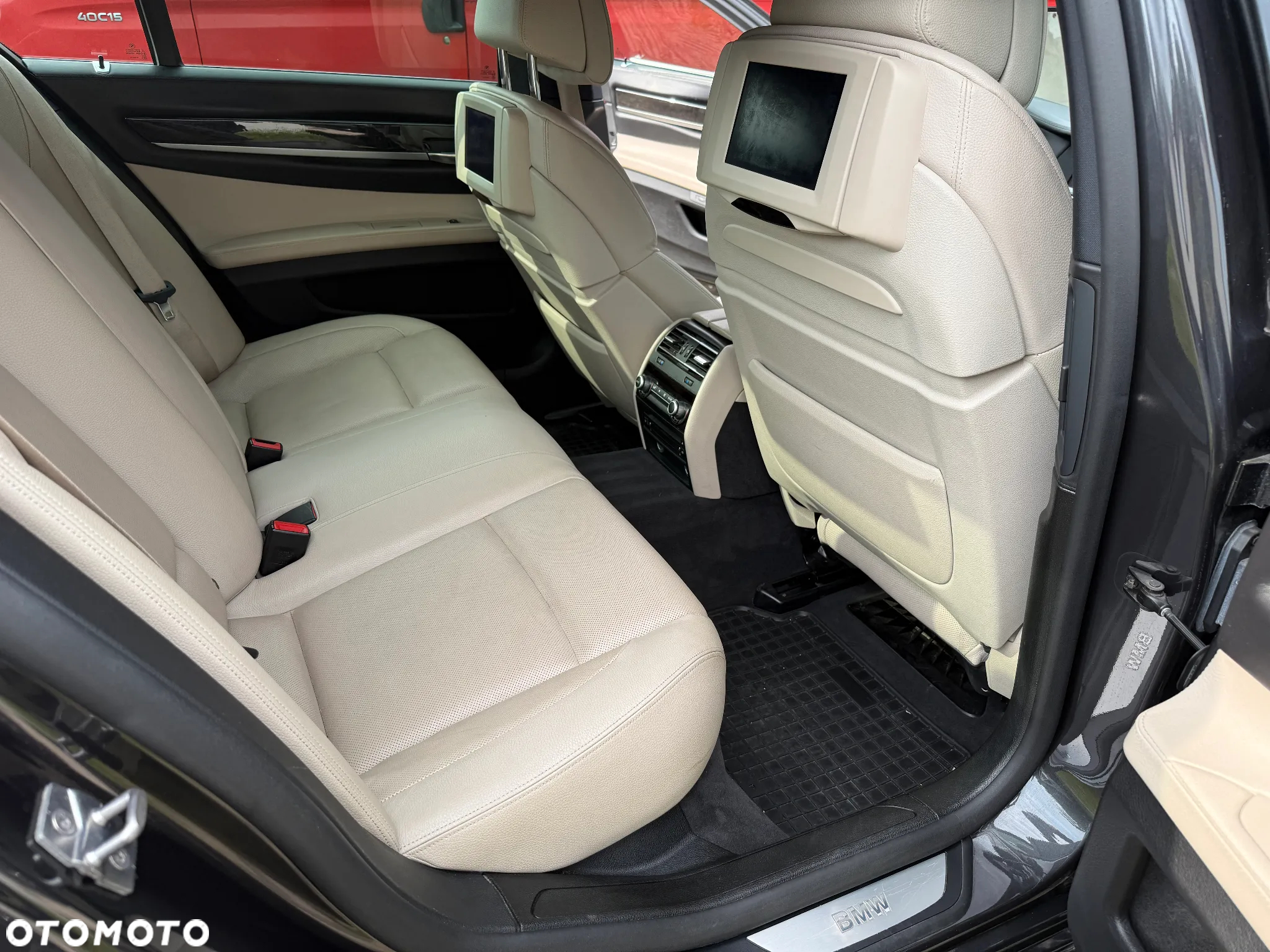 BMW Seria 7 740d xDrive - 22
