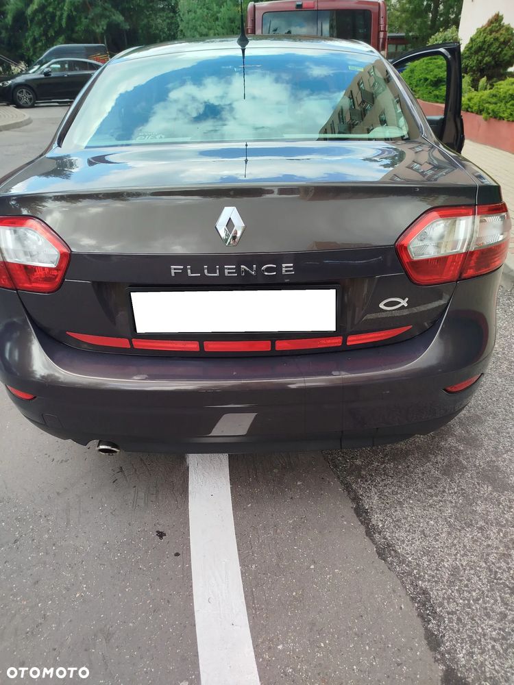 Renault Fluence 1.6 16V Start - 3