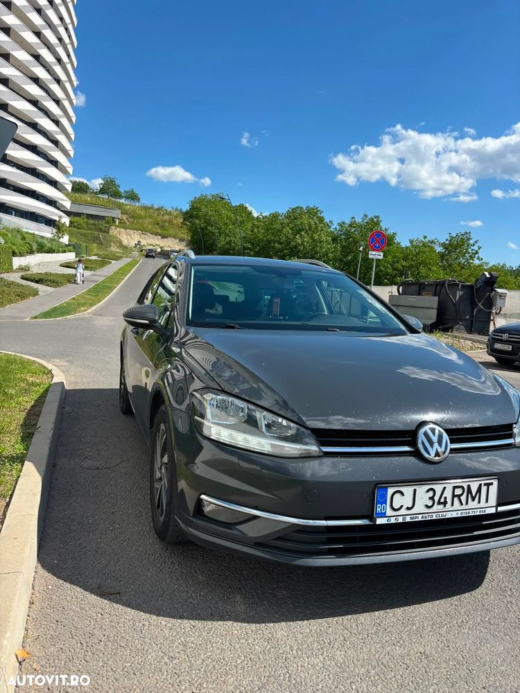 Volkswagen Golf 1.6 TDI Sound - 9
