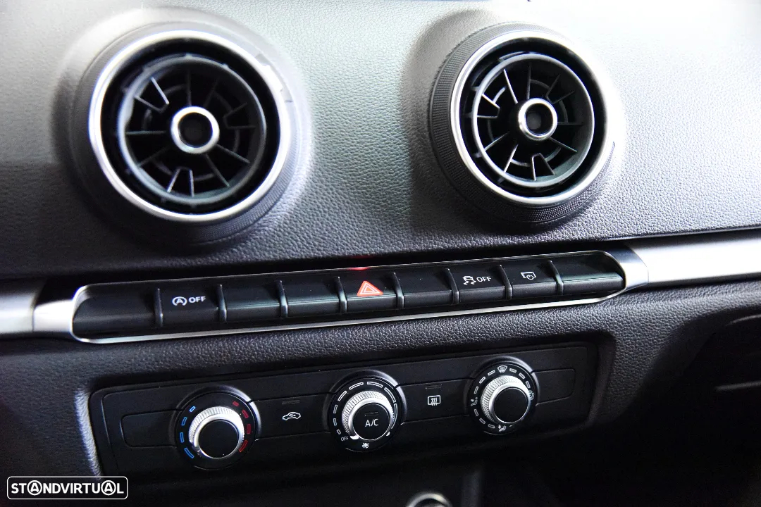 Audi A3 Sportback 30 TFSI - 15