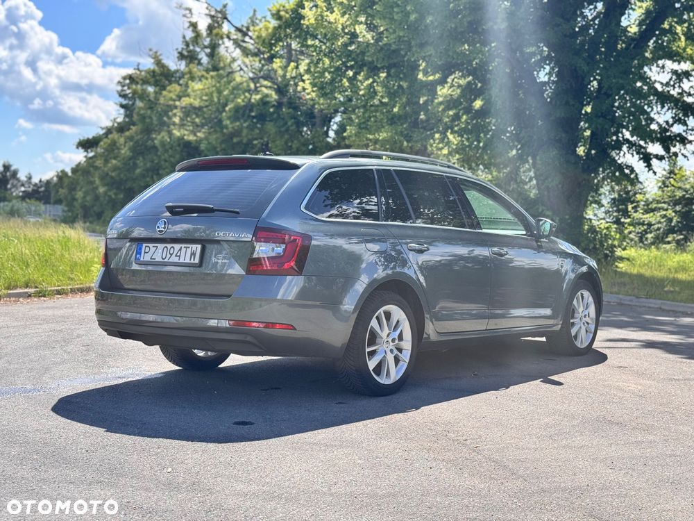 Skoda Octavia 1.5 TSI ACT Style DSG - 5