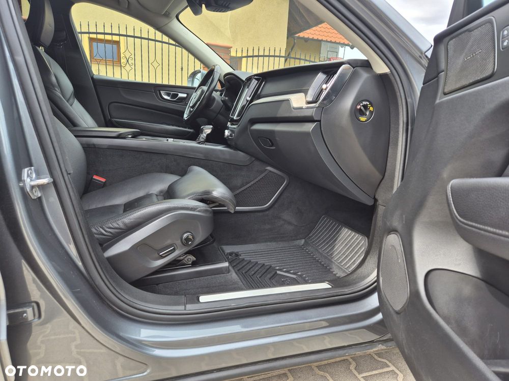 Volvo XC 60 D4 AWD Inscription - 31